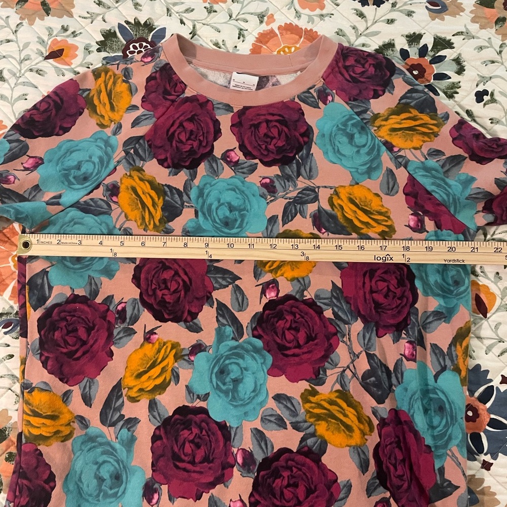 Nike Women's Sportswear‎ Floral Crewneck Pullover Sweatshirt Rose Size Medium - Picture 6 of 8